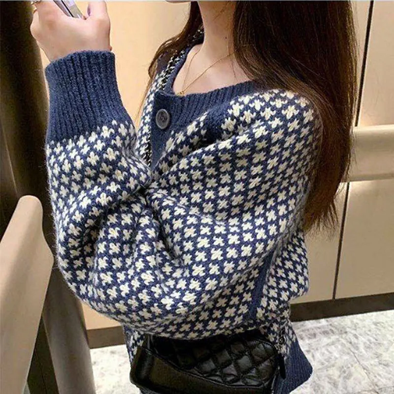 Amozae fall outfits aesthetic Knitted Cardigan Coat for Women Autumn and Winter Fashion New Korean Style Loose round Neck Thickened Lazy Style Contrast Color Sweater