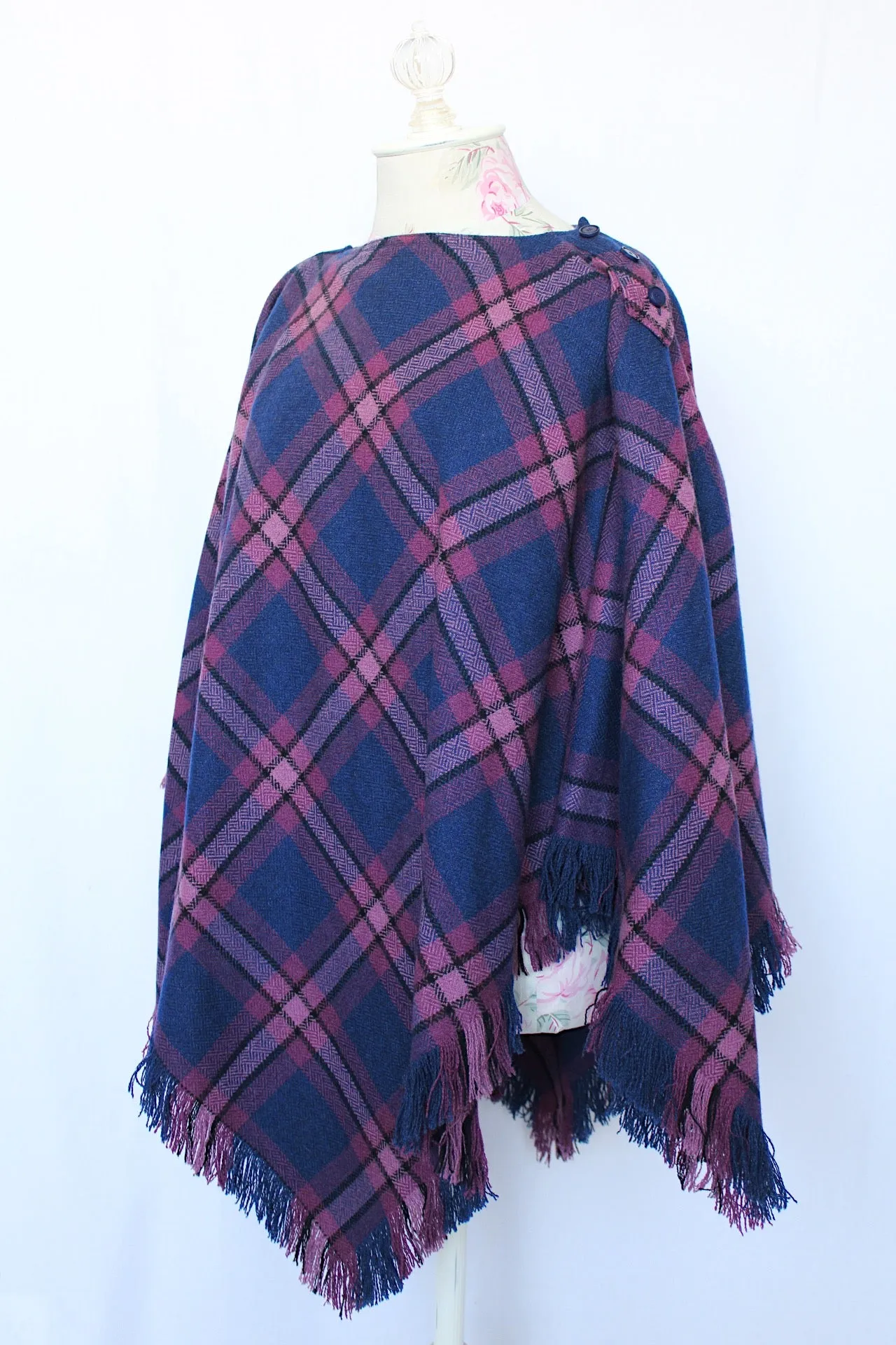 Plaid Fringe Trim Poncho