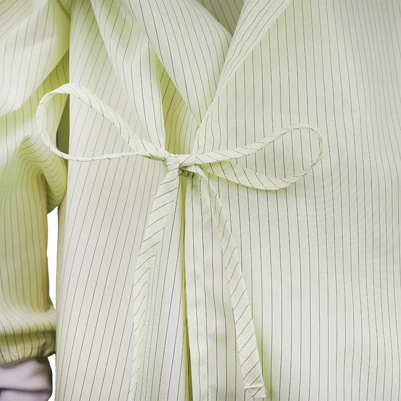 Protective Reusable Isolation Gown- Level 1 Certified